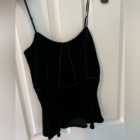 Veronica Beard Sebastian Velvet Top. NWOT size 2 - Picture 2 of 5